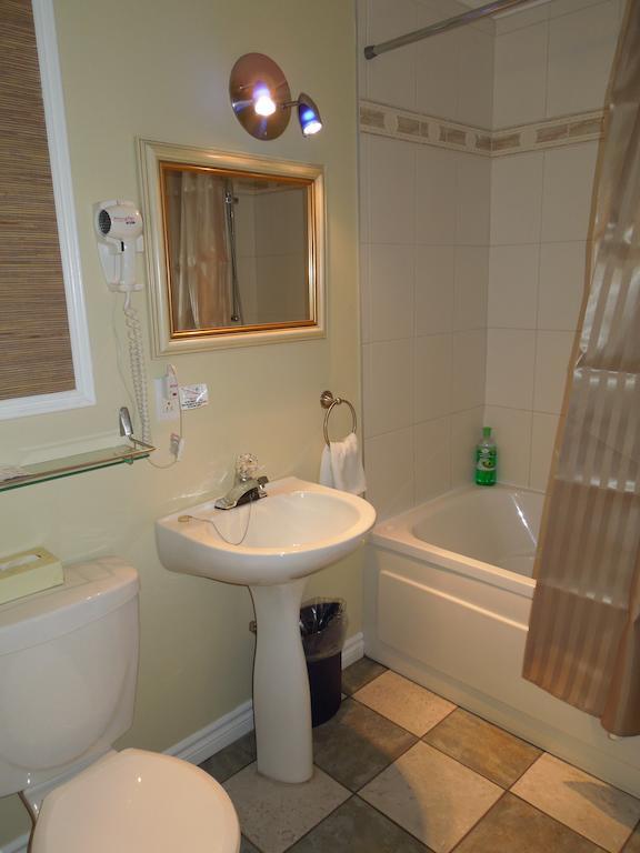 Motel Derfal Repentigny Zimmer foto