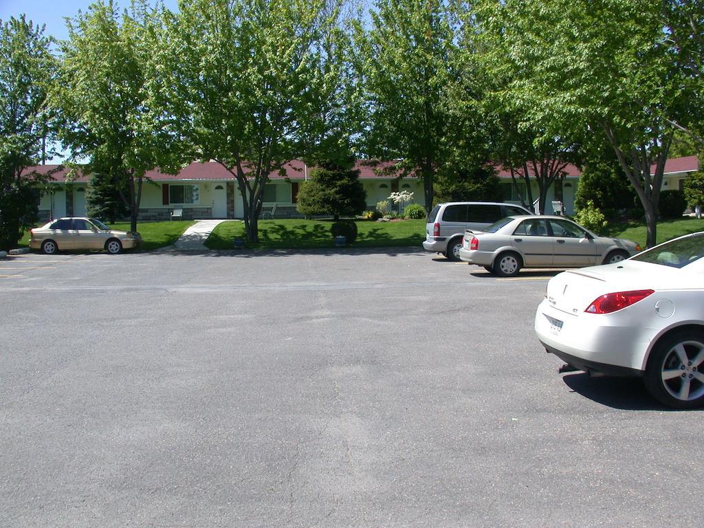 Motel Derfal Repentigny Exterior foto