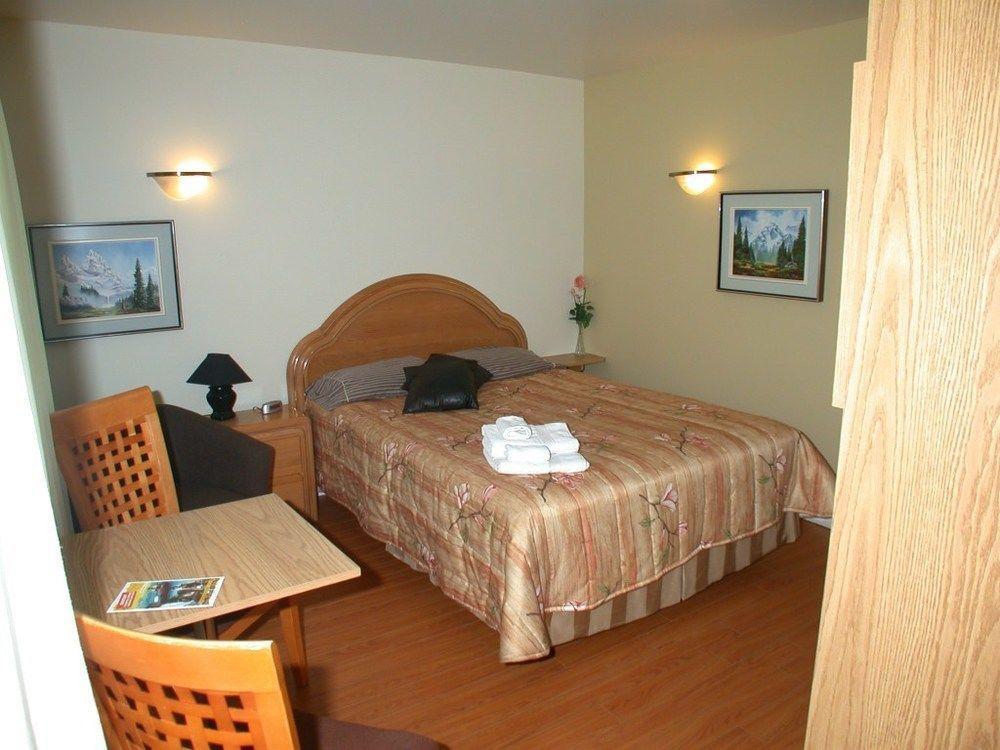 Motel Derfal Repentigny Exterior foto