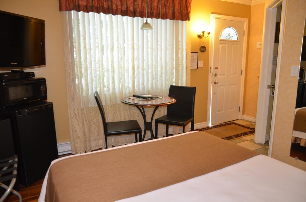 Motel Derfal Repentigny Exterior foto