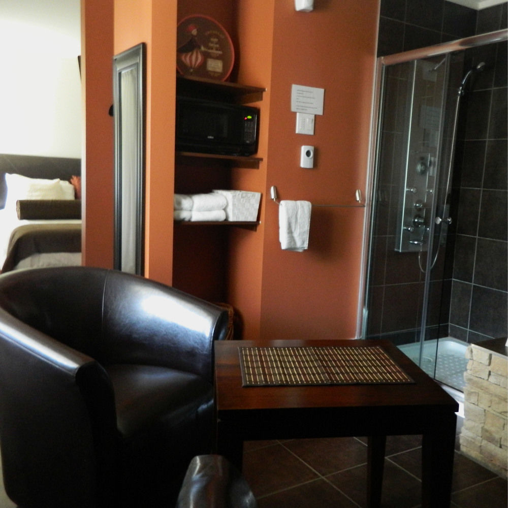 Motel Derfal Repentigny Exterior foto